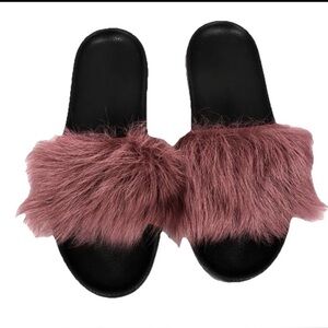Ugg ROYALE Women Sandals Slides SZ 6 Black Garnet Toscana Sheepskin Fur Slipper